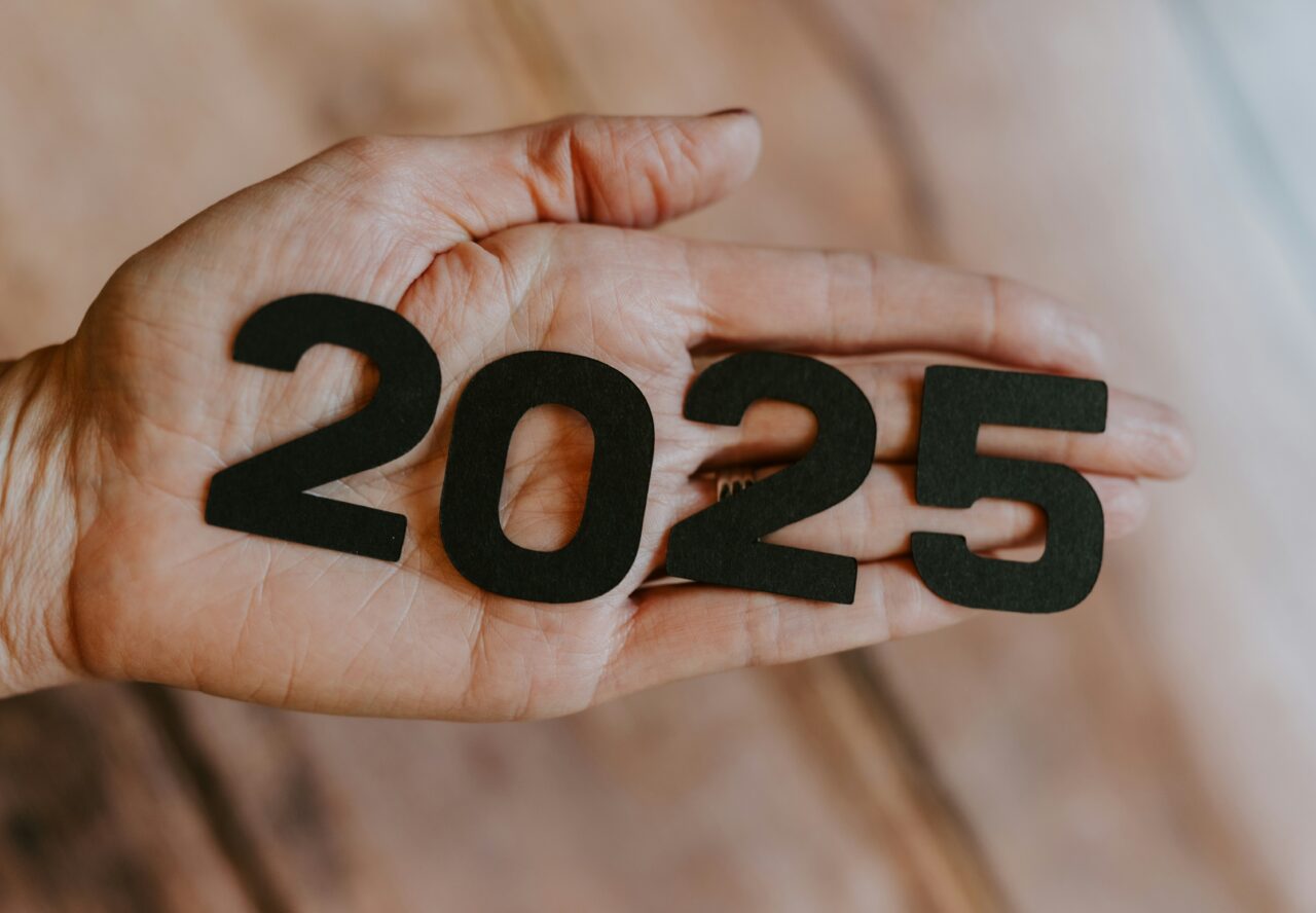 2025 in hand